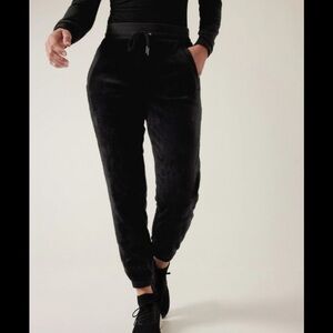 Athleta - Cozy Karma Joggers